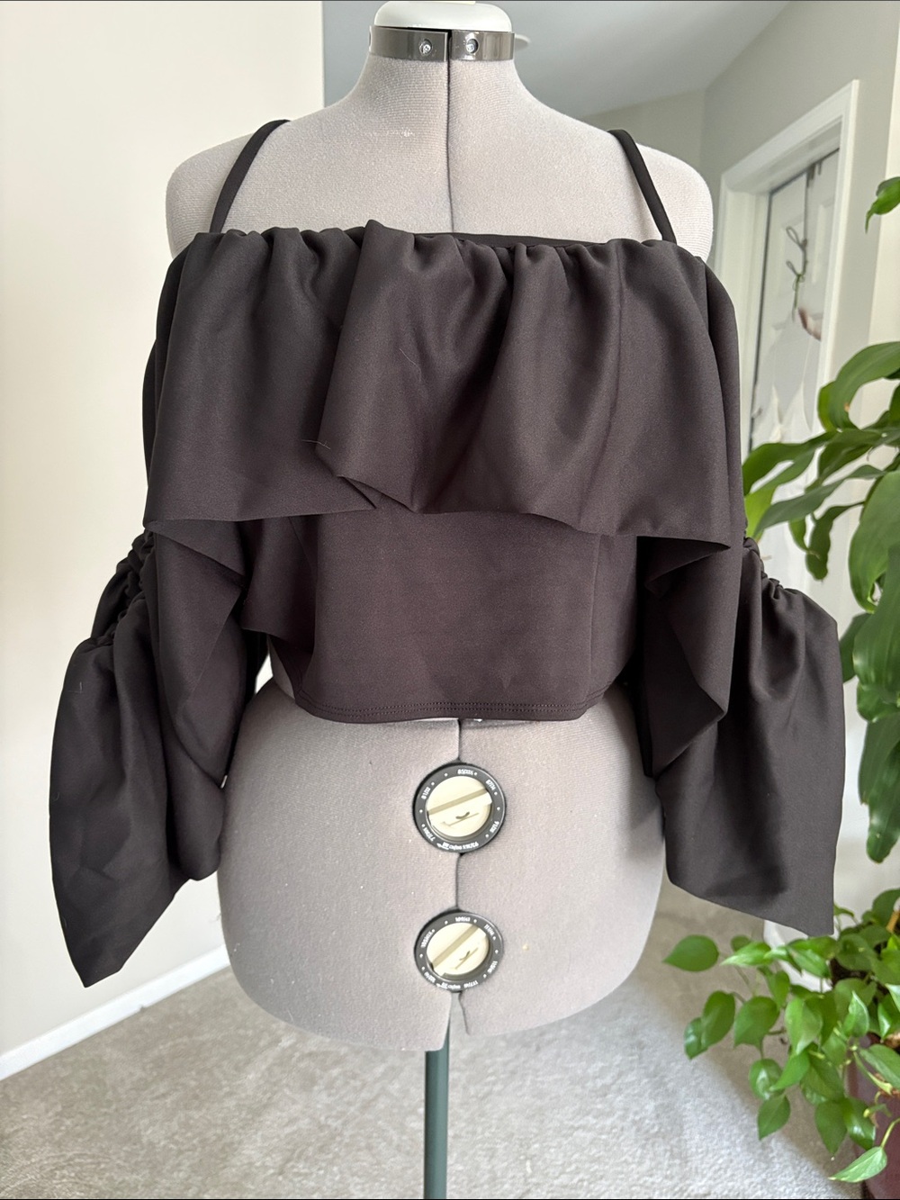 Black Off-Shoulder Ruffle Crop Top